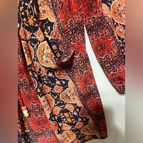 V CRISTINE BOHO STYLE TUNIC GEOMETRIC RED, SIZE S. - Picture 8 of 11